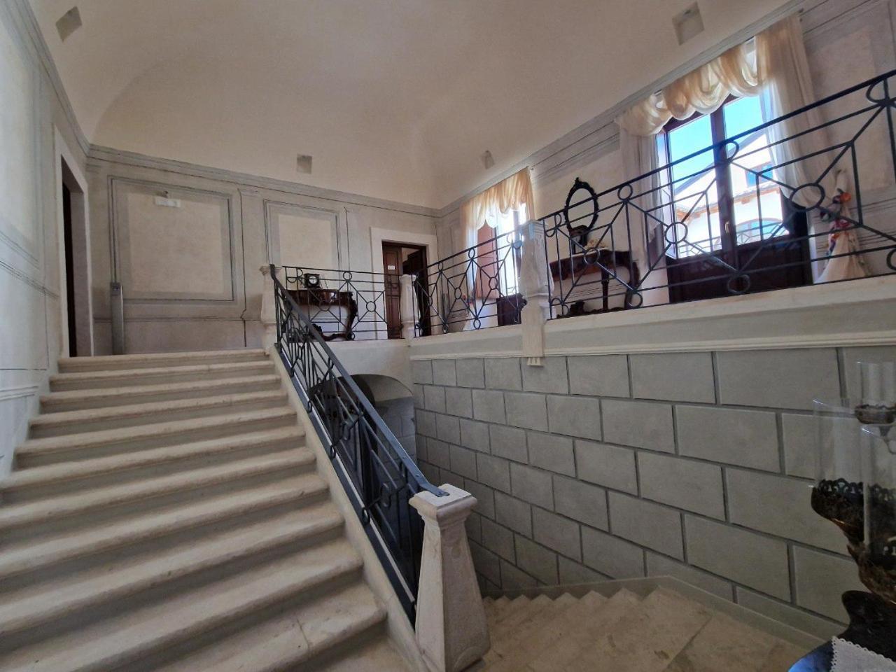 مبيت وإفطار Roio Palazzo Palitti المظهر الخارجي الصورة