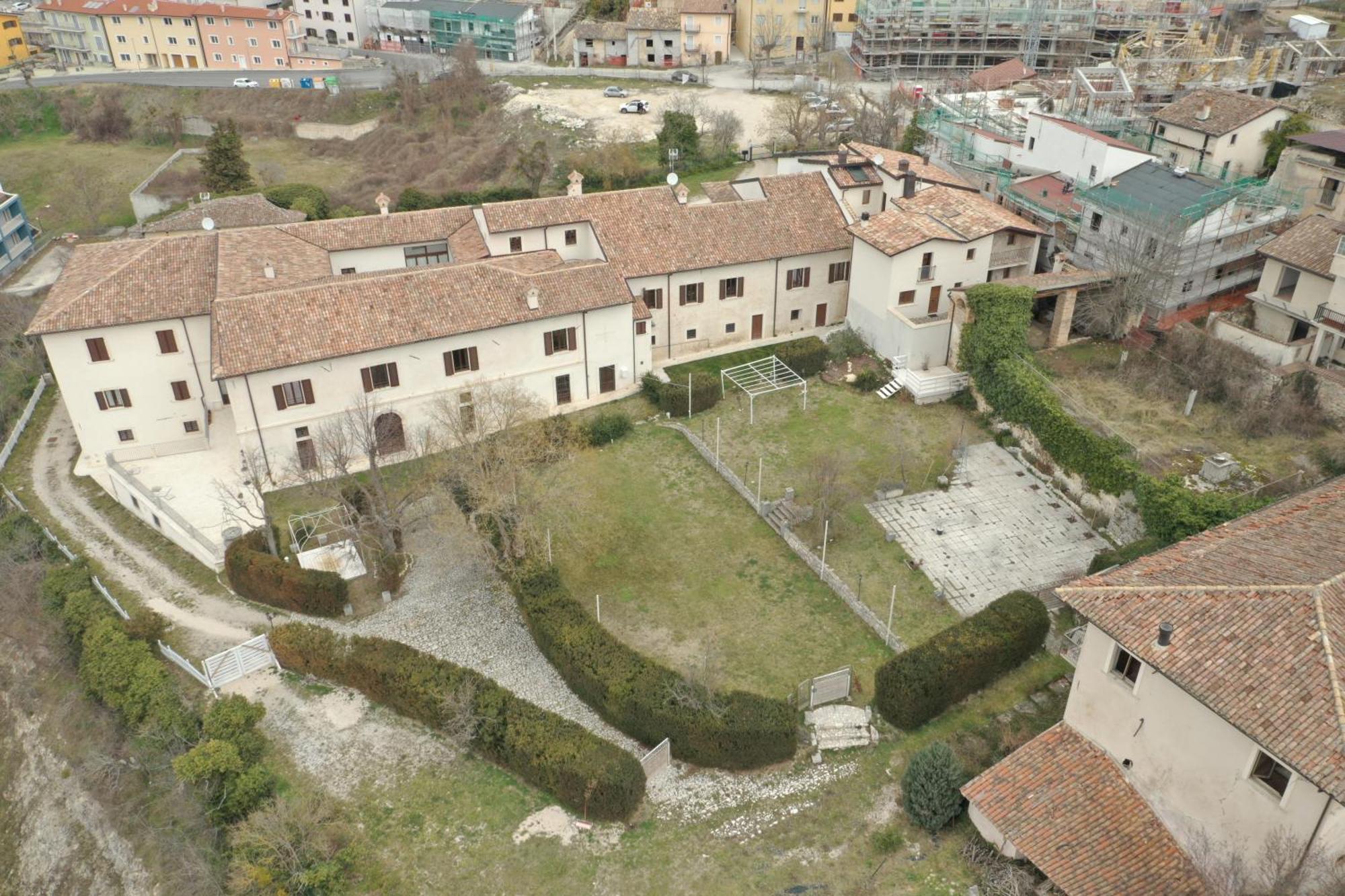 مبيت وإفطار Roio Palazzo Palitti المظهر الخارجي الصورة
