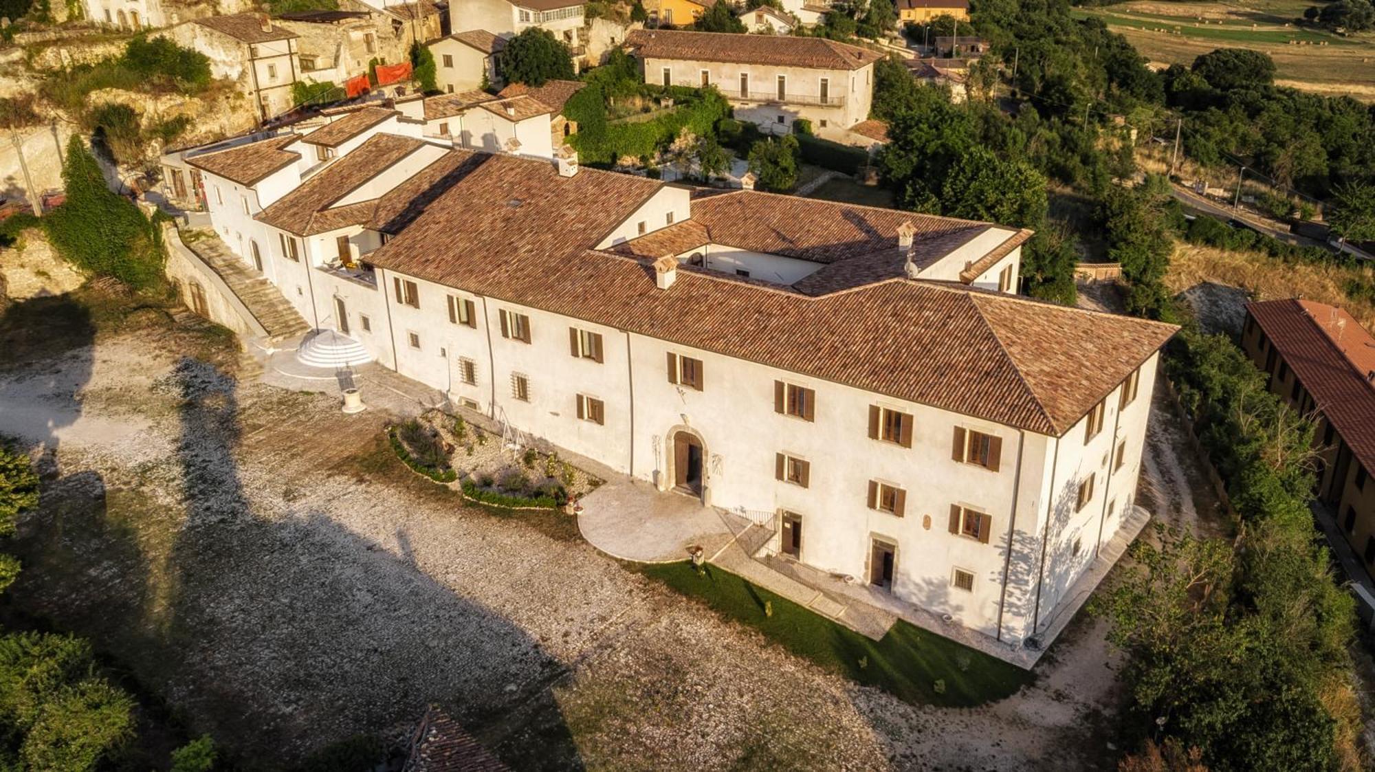 مبيت وإفطار Roio Palazzo Palitti المظهر الخارجي الصورة